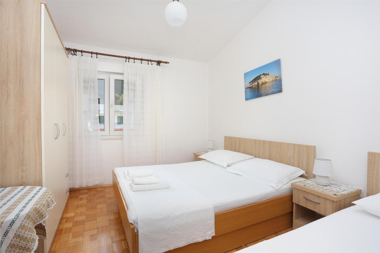 Apartments By The Sea Igrane, Makarska - 6653 Exterior photo