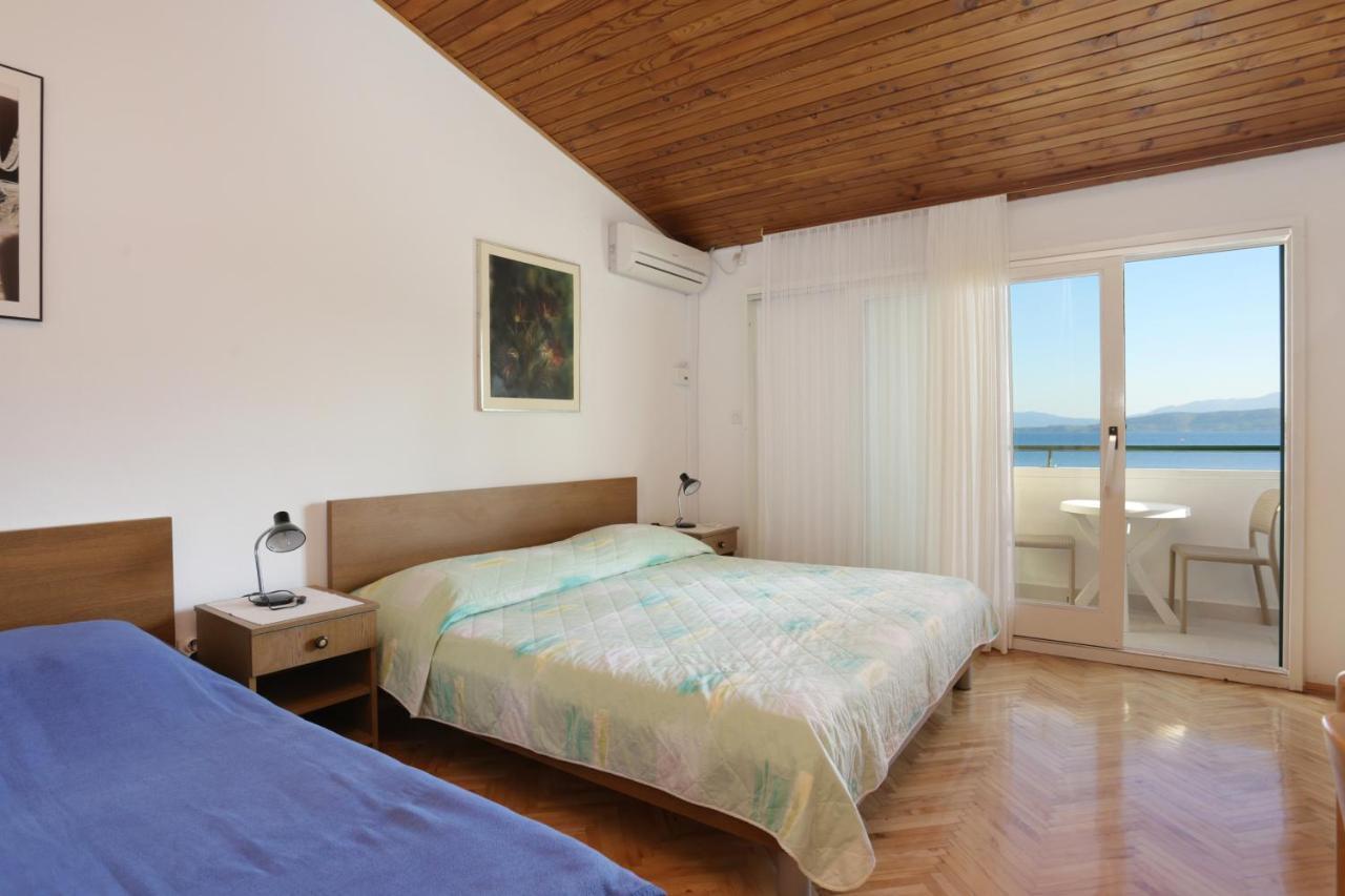 Apartments By The Sea Igrane, Makarska - 6653 Exterior photo